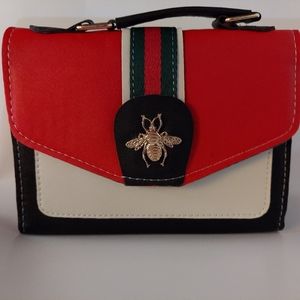 Crossover purse